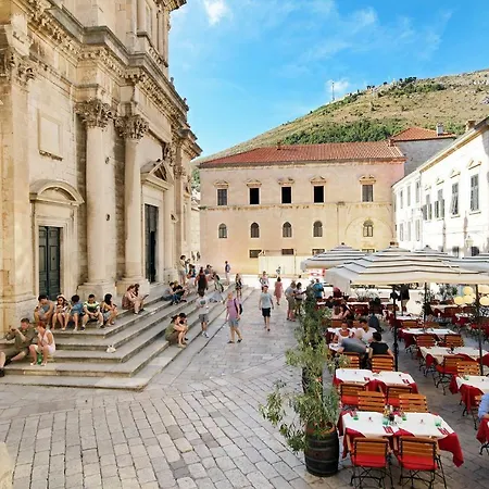 Διαμέρισμα Nikola *